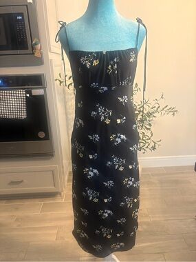 Abercrombie & Fitch Black Floral Tie-Shoulder Midi Dress